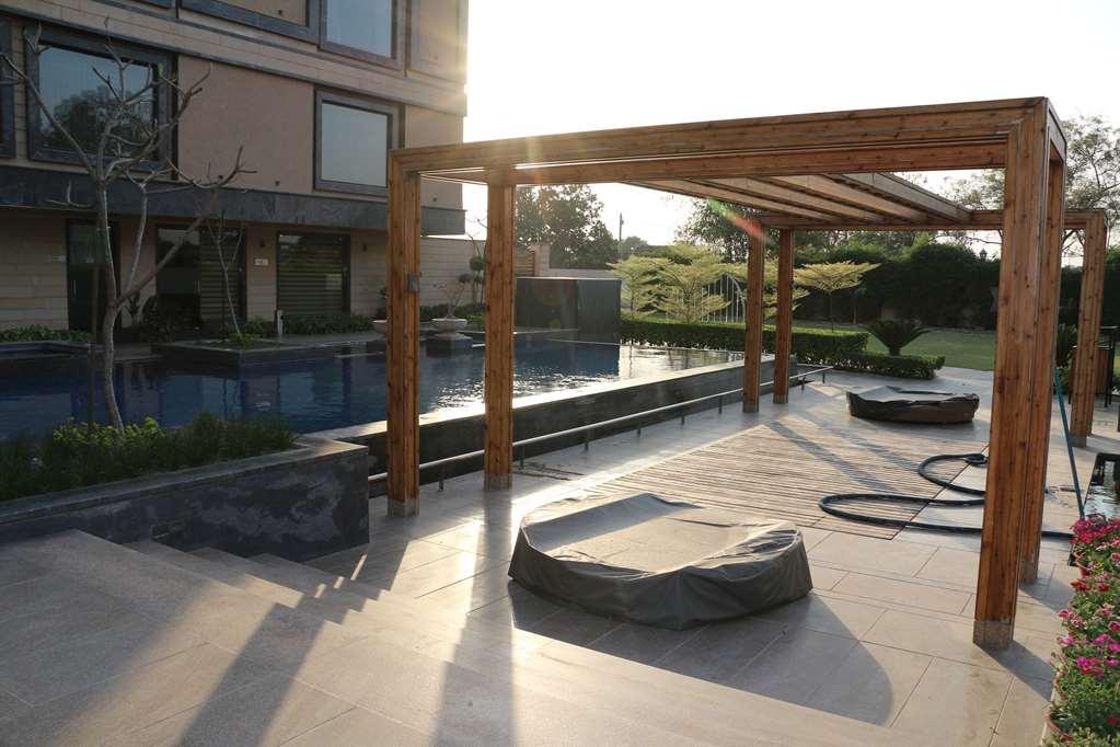 Ramada By Wyndham Varanasi Katesar Chandauli Удобства фото