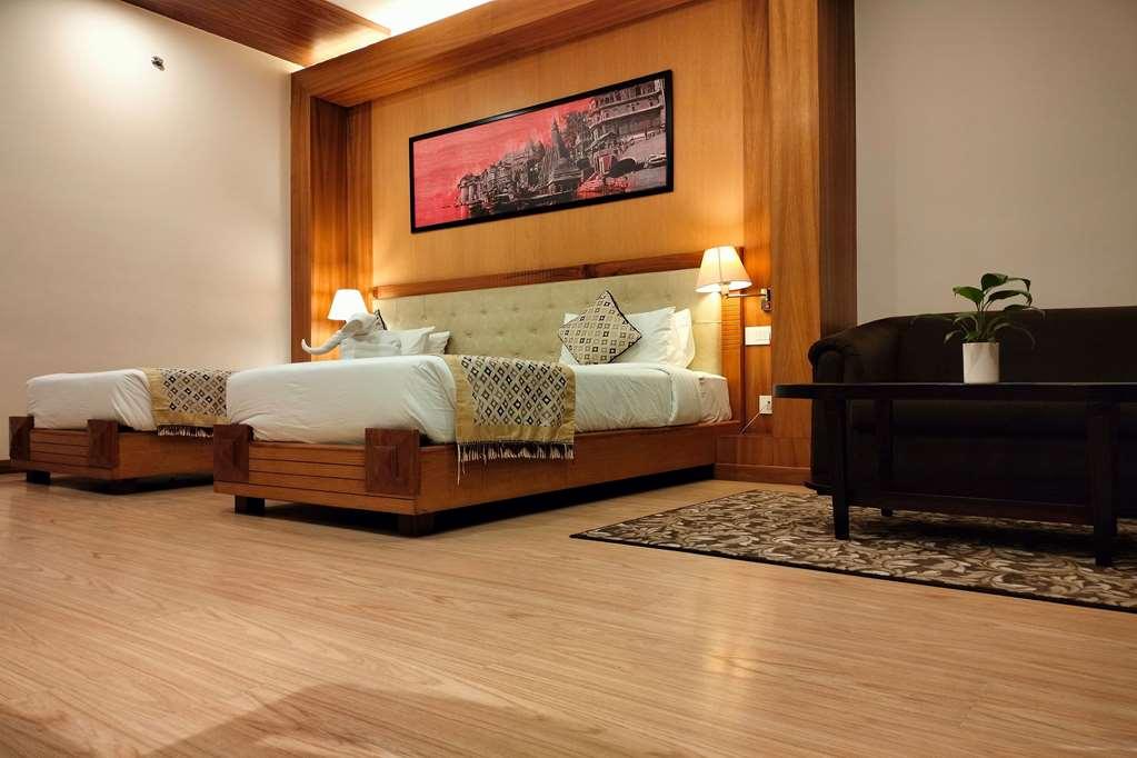 Ramada By Wyndham Varanasi Katesar Chandauli Номер фото