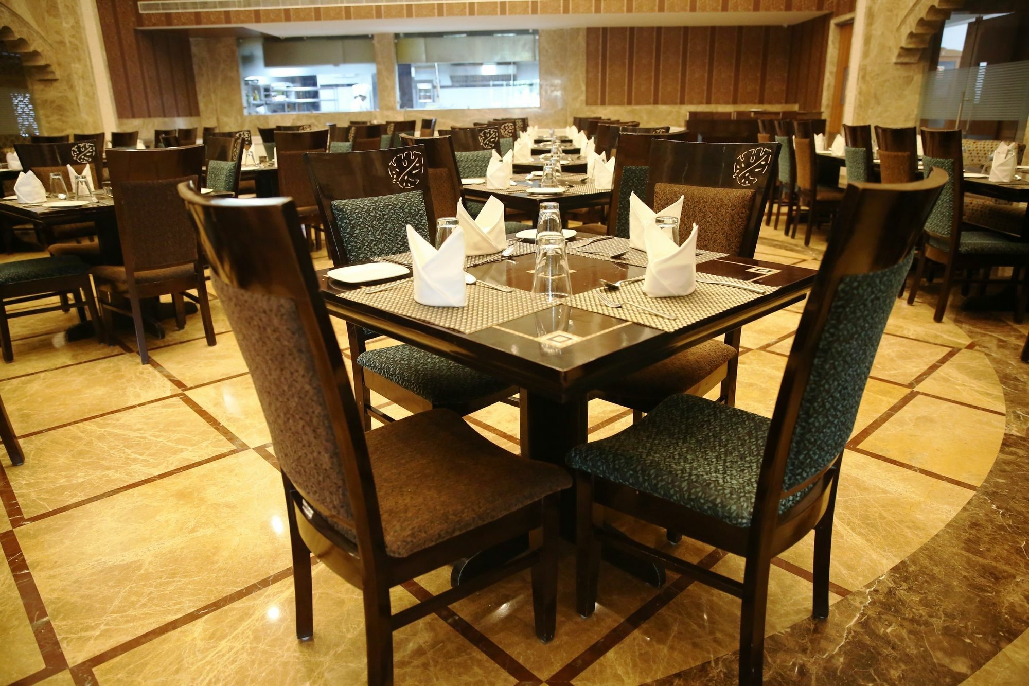 Ramada By Wyndham Varanasi Katesar Chandauli Экстерьер фото